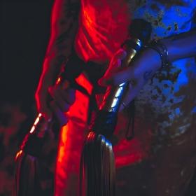 Jak chłosta zapewnia wyjątkowy dreszczyk emocji